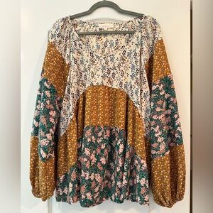 Hailey & Co Floral Print Peasant Top with Balloon Sleeves